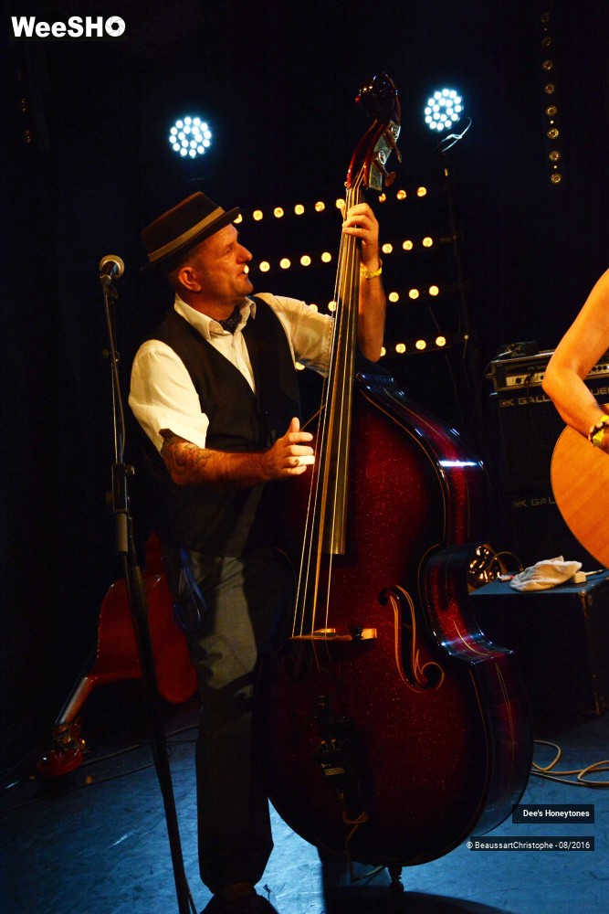 11/42 photos du spectacle Dee's Honeytones