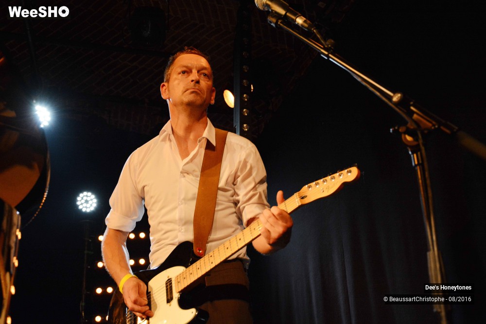 28/42 photos du spectacle Dee's Honeytones