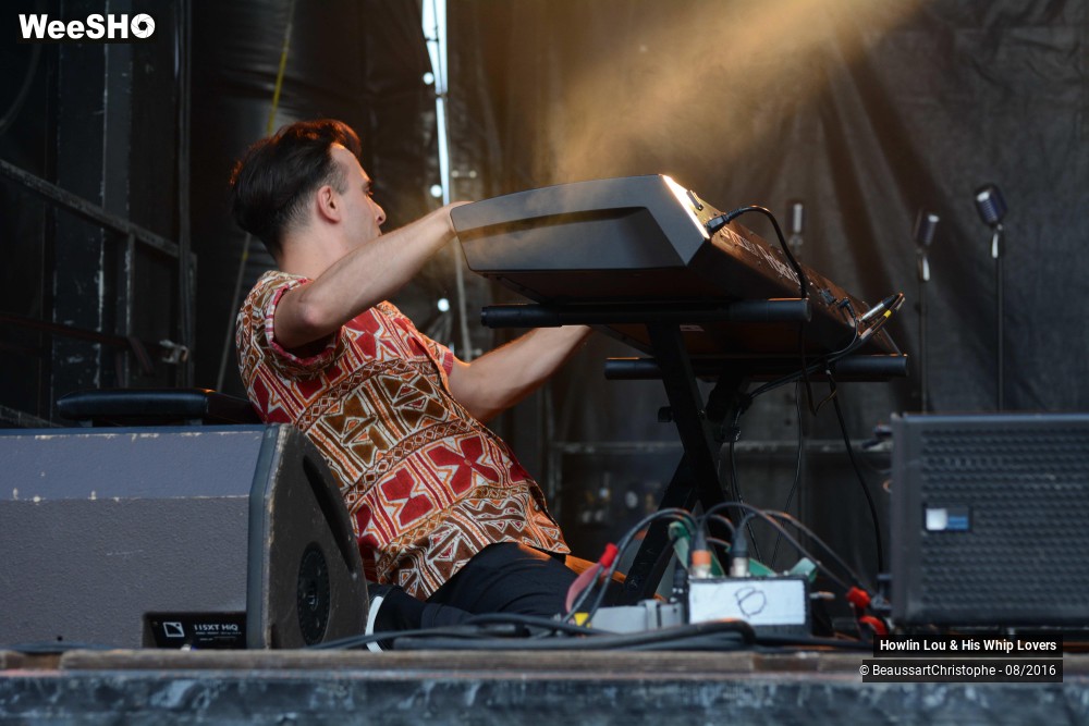 1/31 photos du spectacle Howlin Lou & His Whip Lovers