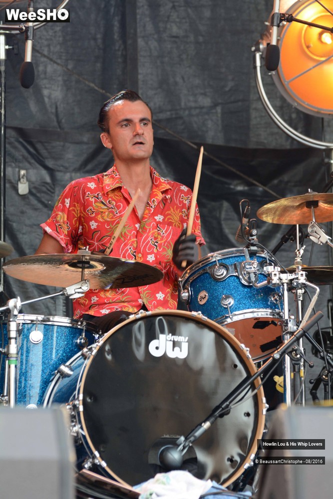 23/31 photos du spectacle Howlin Lou & His Whip Lovers