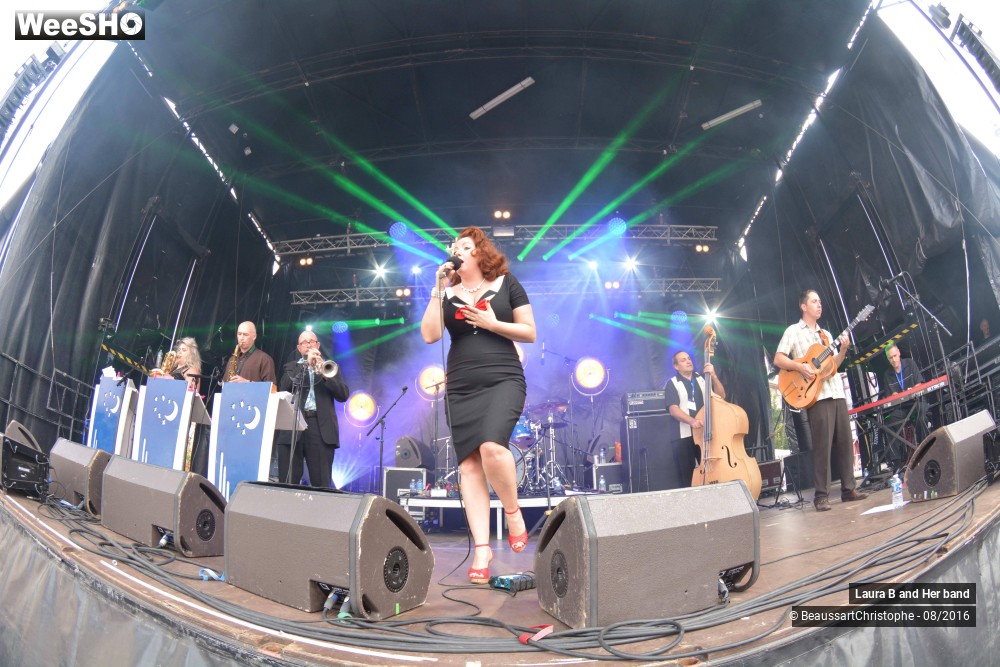 24/37 photos du spectacle Laura B & Her Band