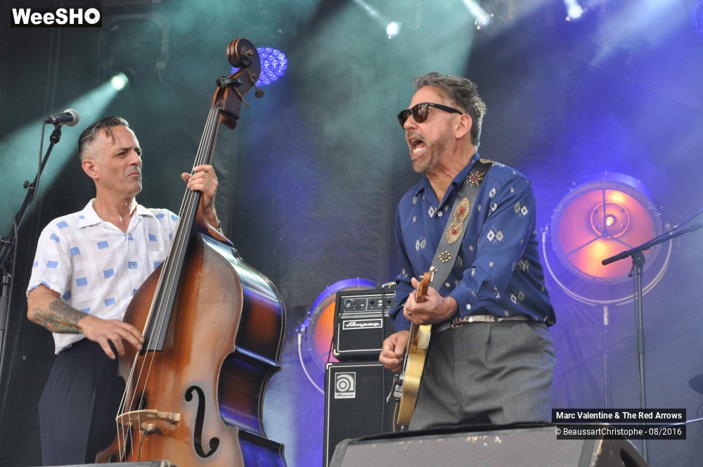 16/21 photos du spectacle Marc Valentine & The Red Arrows