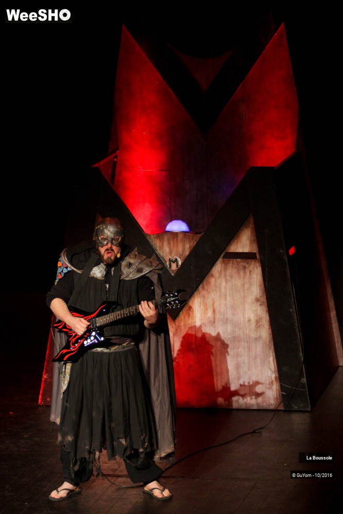 27/50 photos du spectacle Le Mystérieux Mystère des Super-Héros