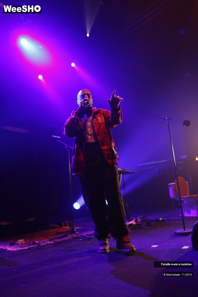 9/32 photos du spectacle Fistaille made in toylettes