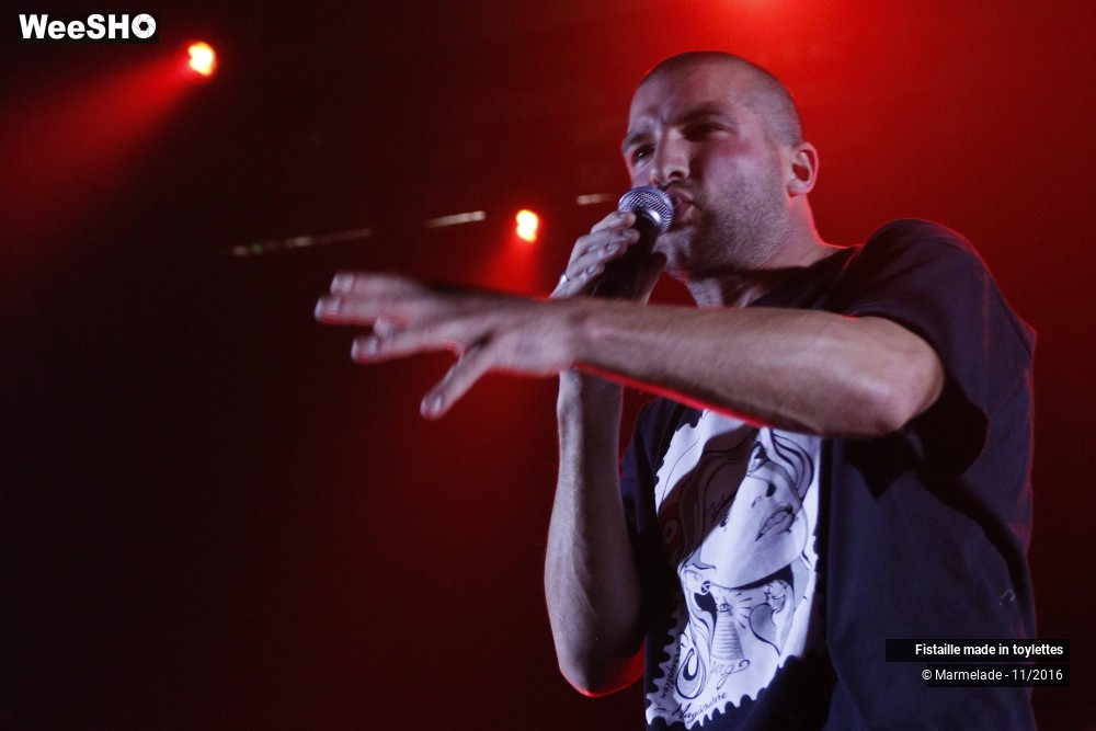 25/32 photos du spectacle Fistaille made in toylettes