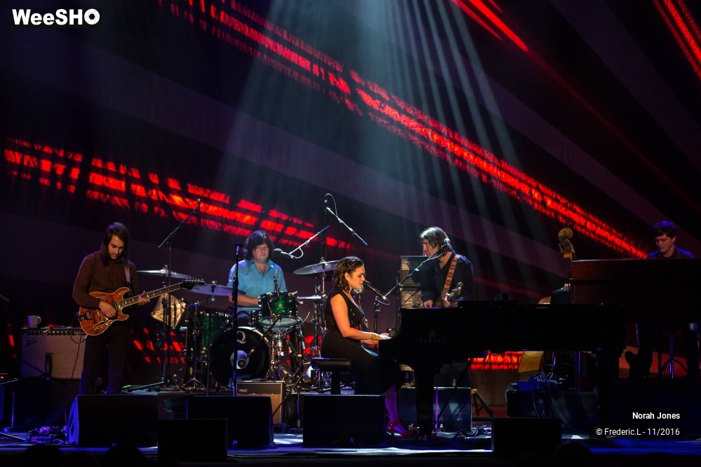 3/34 photos du spectacle Norah Jones