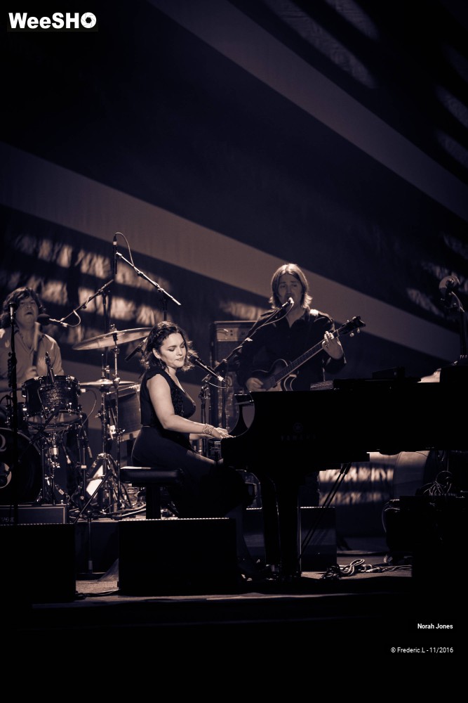 8/34 photos du spectacle Norah Jones