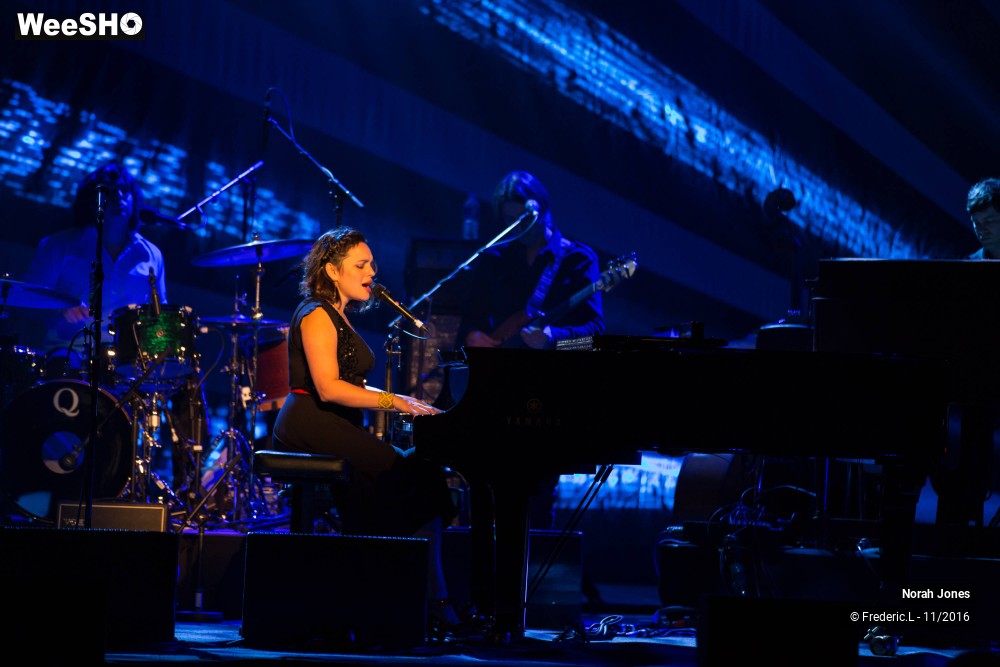 10/34 photos du spectacle Norah Jones