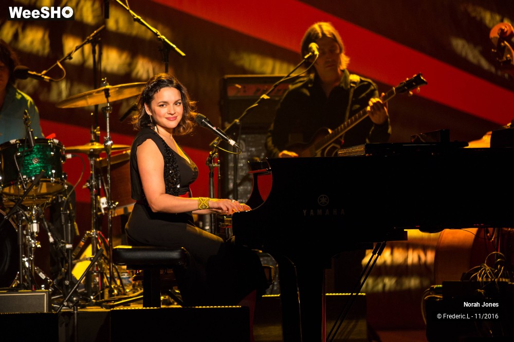 18/34 photos du spectacle Norah Jones