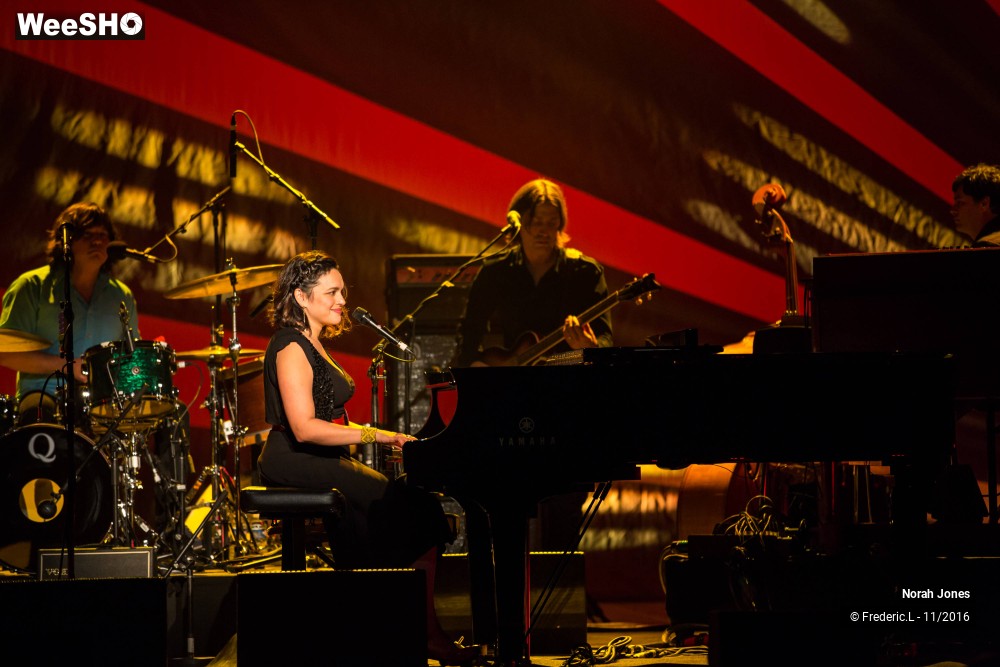20/34 photos du spectacle Norah Jones