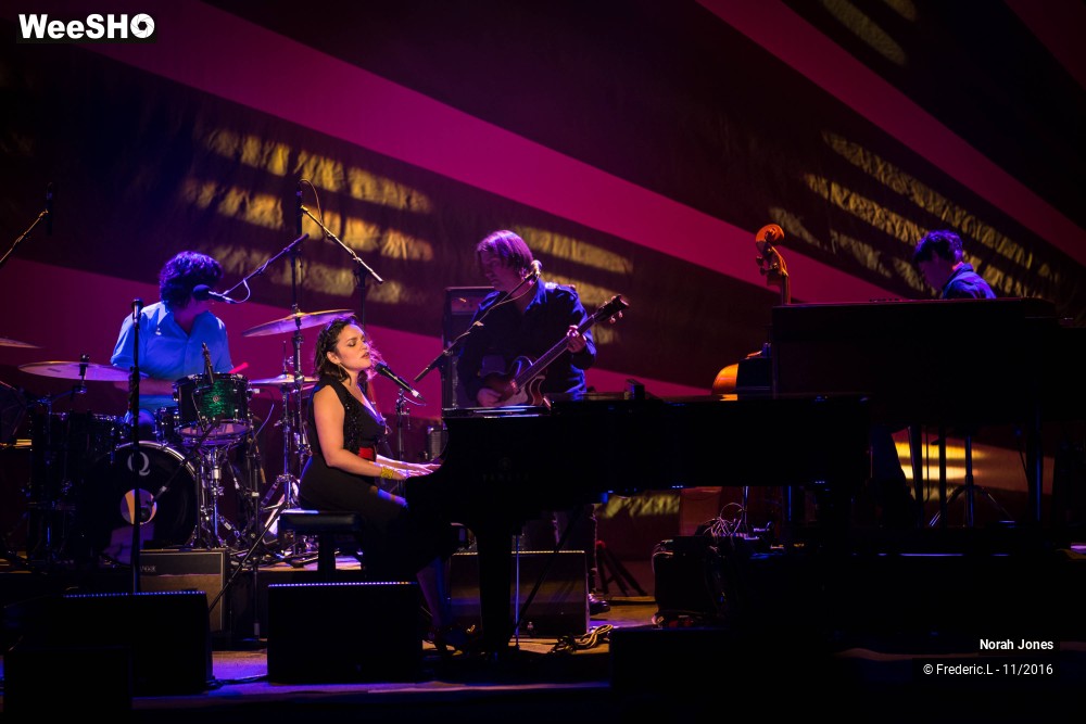23/34 photos du spectacle Norah Jones