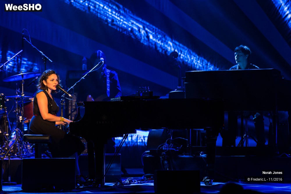 25/34 photos du spectacle Norah Jones