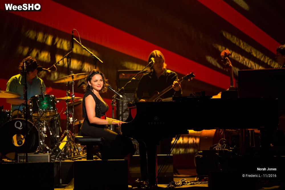 31/34 photos du spectacle Norah Jones