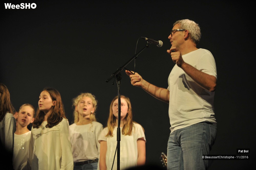 3/18 photos du spectacle Pat Bol et la chorale de l'école de musique