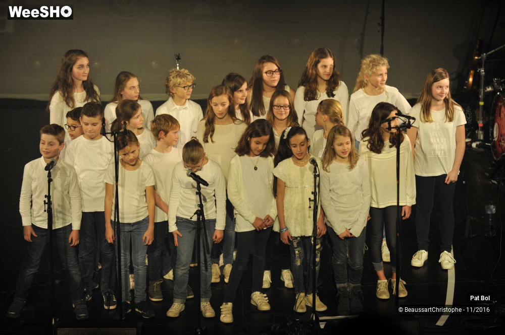 4/18 photos du spectacle Pat Bol et la chorale de l'école de musique