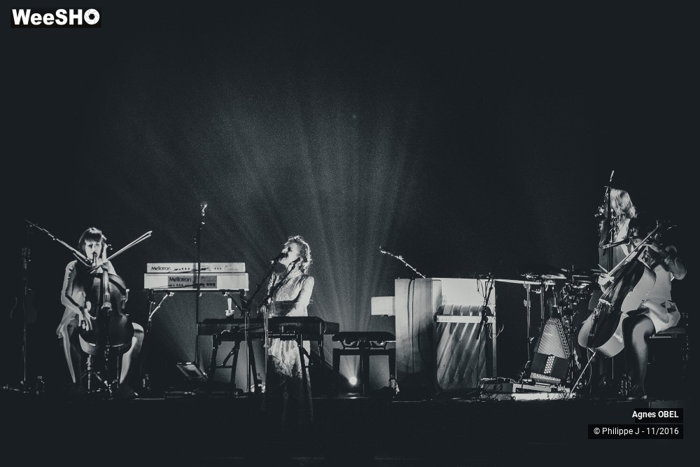 8/12 photos du spectacle Agnes Obel