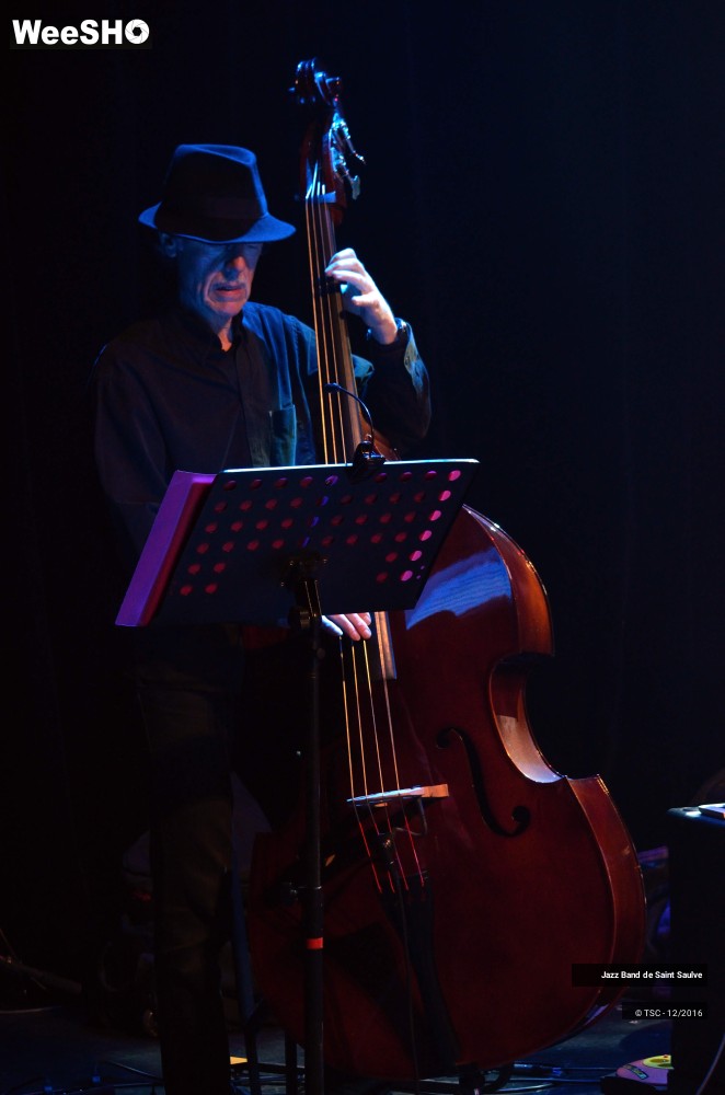 9/45 photos du spectacle ENTRE JAZZ & CHANSONS - Concert au profit des Restos du Coeur