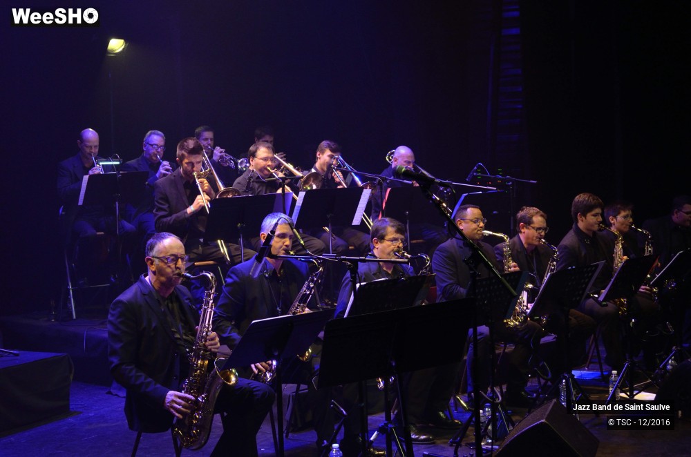 13/45 photos du spectacle ENTRE JAZZ & CHANSONS - Concert au profit des Restos du Coeur