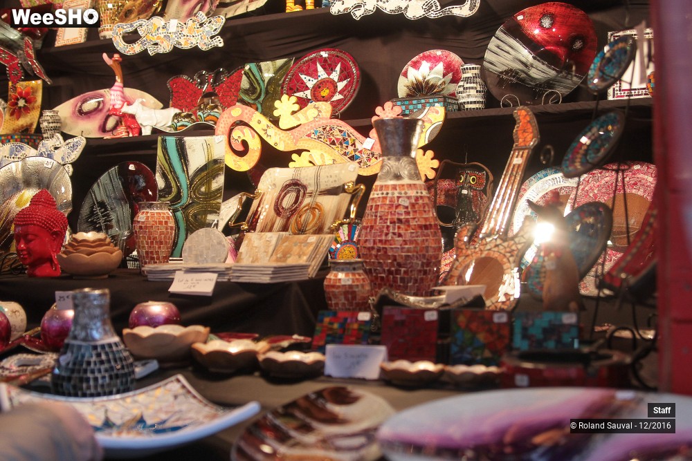 2/41 photos du spectacle ballade dans les chalets de noel