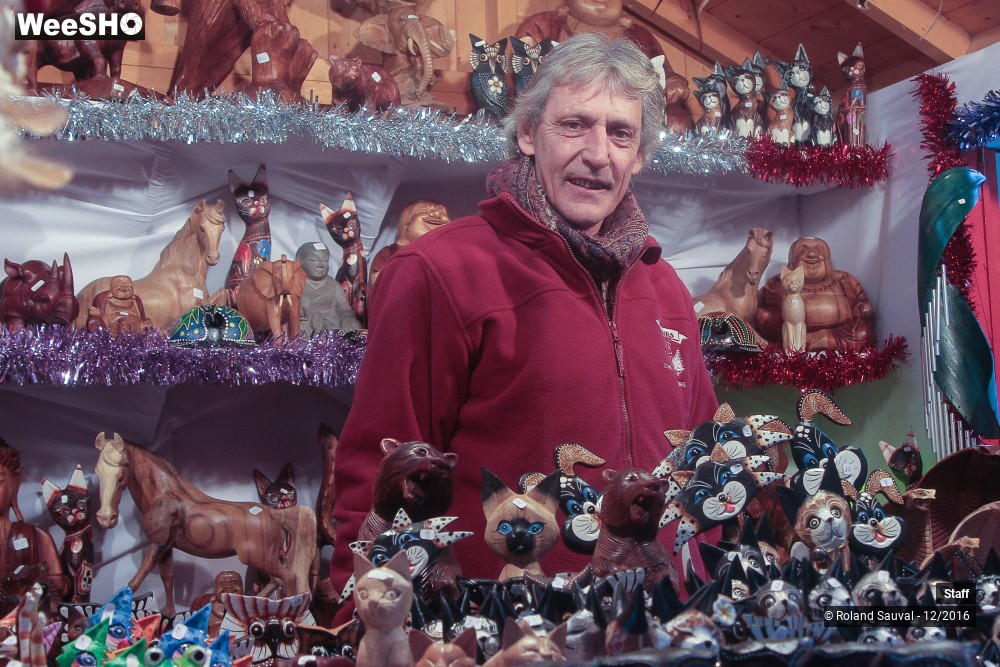 4/41 photos du spectacle ballade dans les chalets de noel