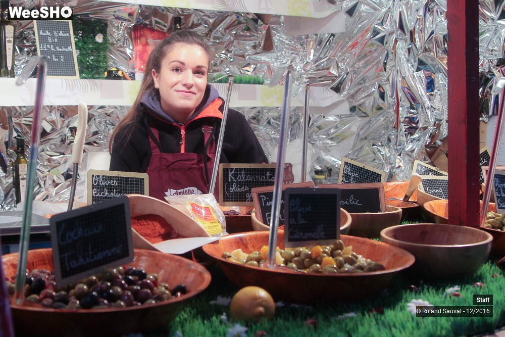 36/41 photos du spectacle ballade dans les chalets de noel
