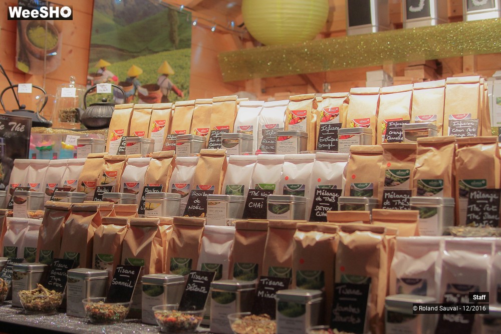 38/41 photos du spectacle ballade dans les chalets de noel