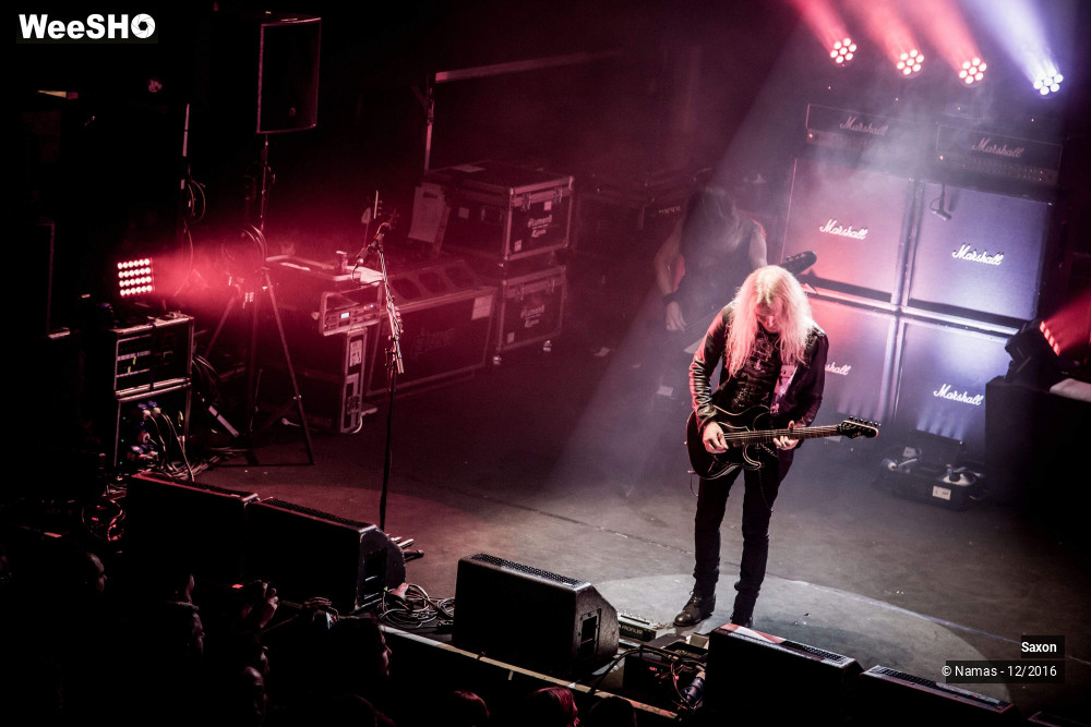 14/27 photos du spectacle Saxon