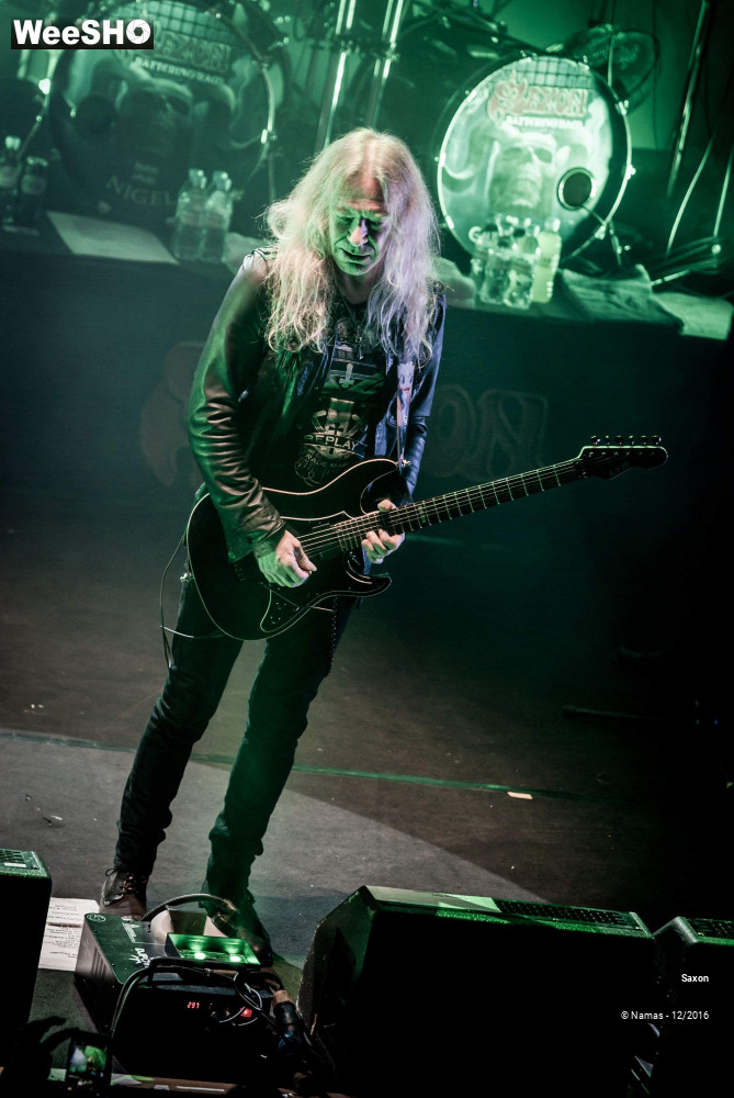 27/27 photos du spectacle Saxon