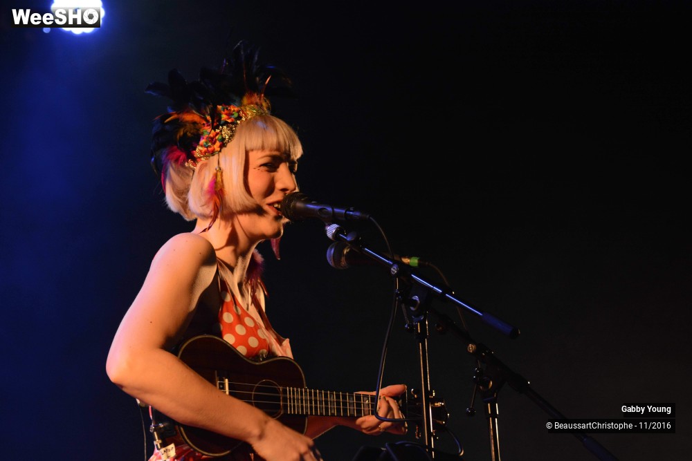 23/34 photos du spectacle Gabby Young and Other animals