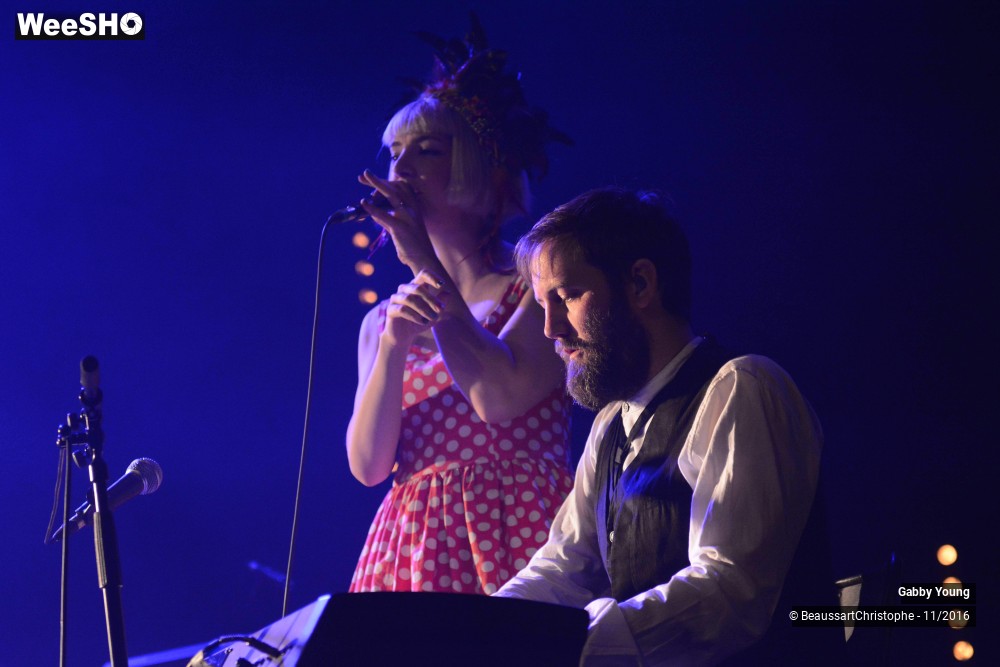 34/34 photos du spectacle Gabby Young and Other animals