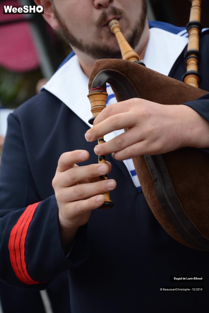 10/25 photos du spectacle Bagad de Lann-Bihoué