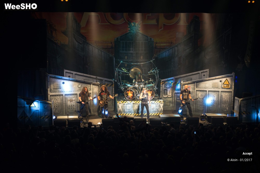 17/26 photos du spectacle Accept