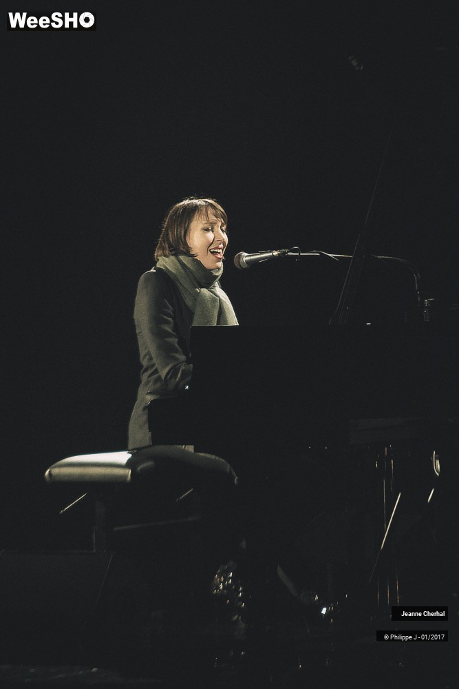 4/6 photos du spectacle Jeanne Cherhal