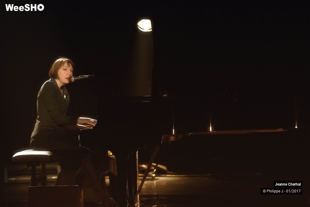 6/6 photos du spectacle Jeanne Cherhal