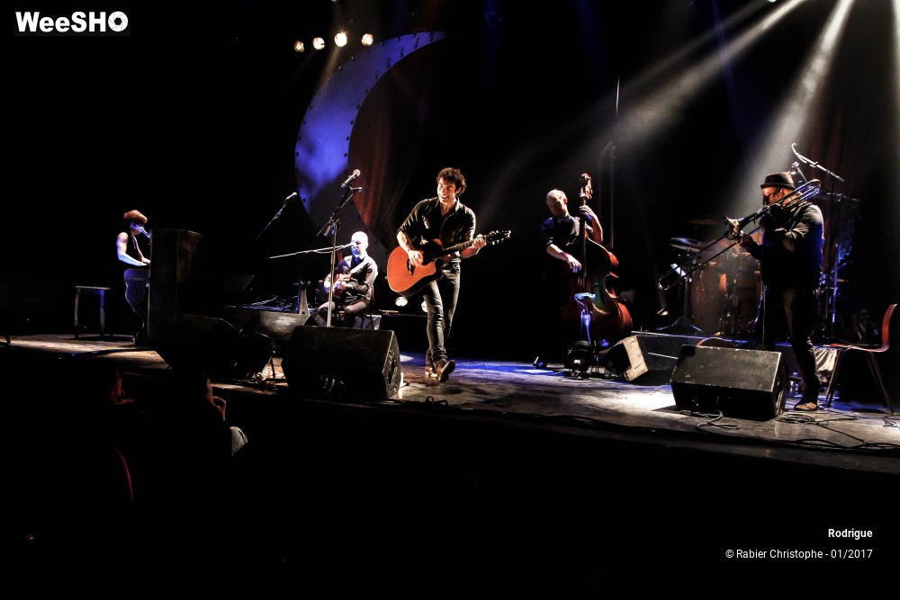 48/55 photos du spectacle Rodrigue