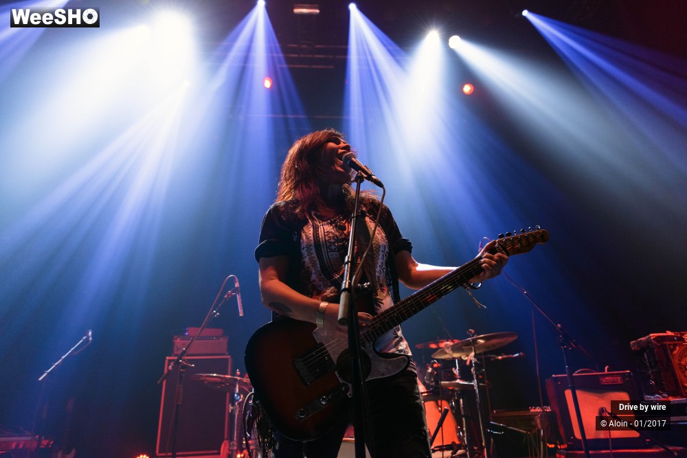 8/13 photos du spectacle Drive by wire