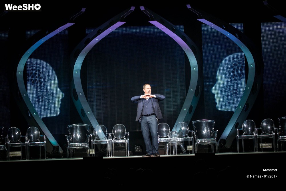 19/22 photos du spectacle Messmer