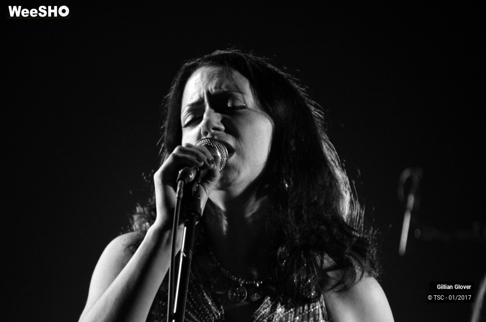 7/27 photos du spectacle Gillian Glover