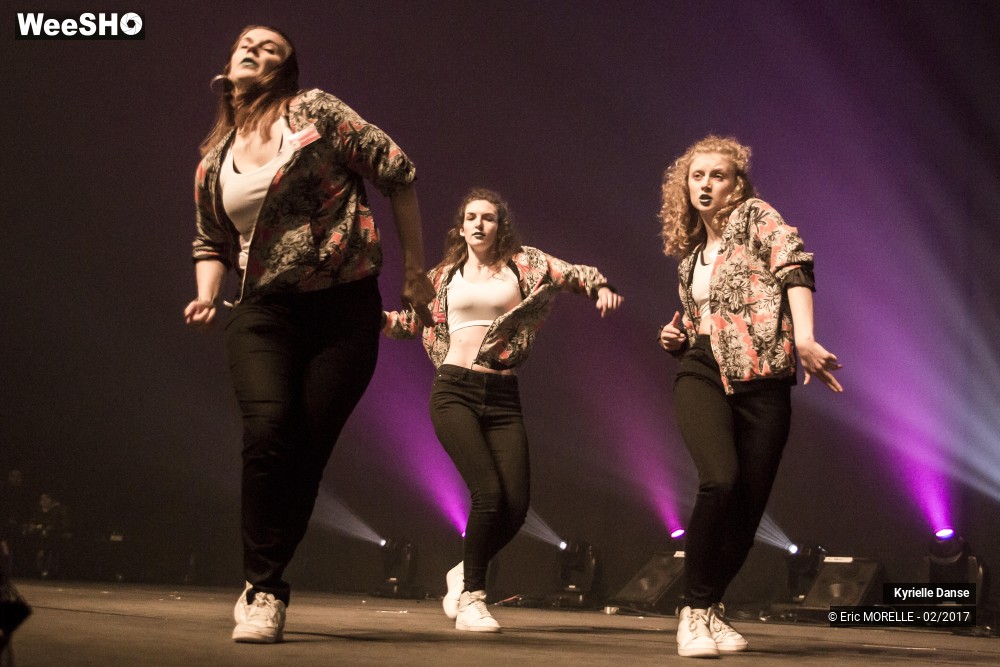 10/49 photos du spectacle Kyrielle Danse