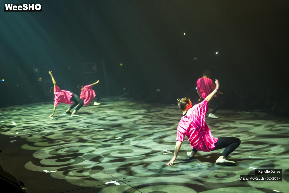 48/49 photos du spectacle Kyrielle Danse