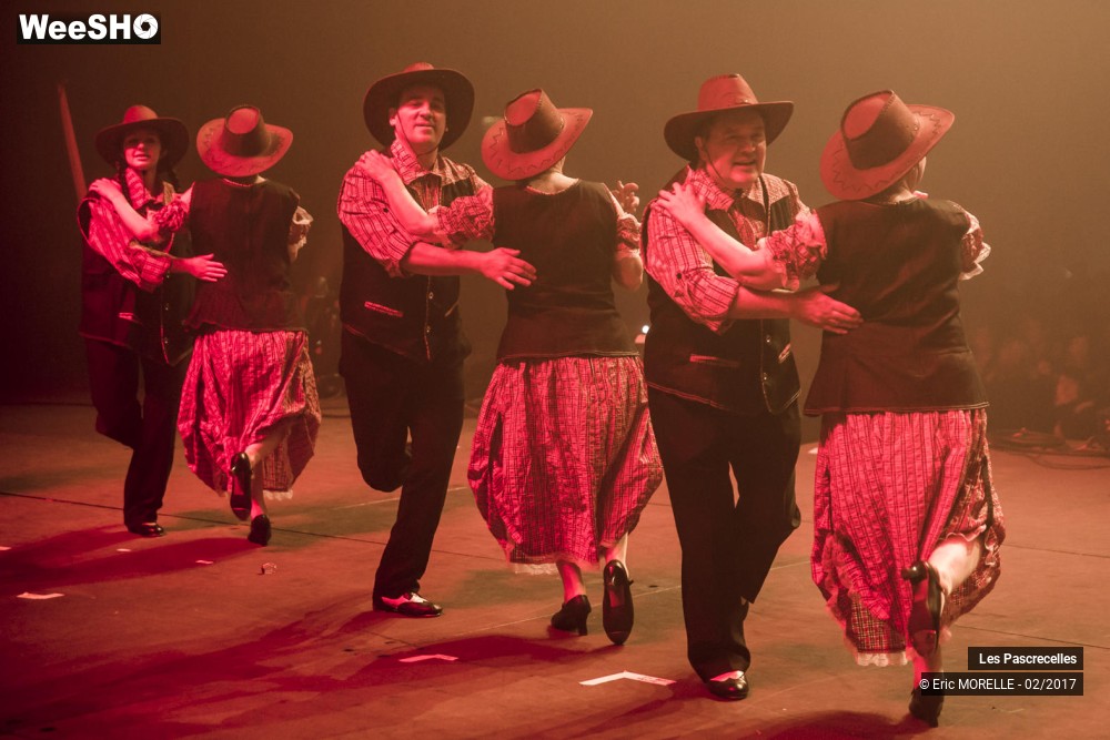 18/50 photos du spectacle Les Pascrecelles de Fourmies