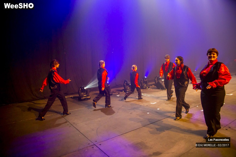 32/50 photos du spectacle Les Pascrecelles de Fourmies