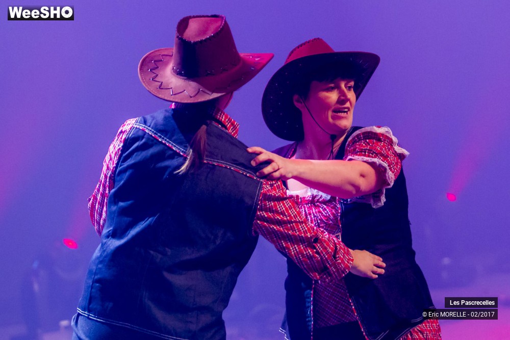 47/50 photos du spectacle Les Pascrecelles de Fourmies