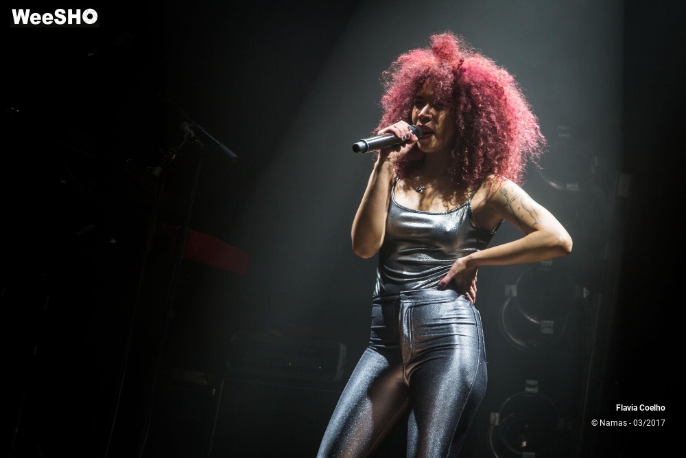 14/45 photos du spectacle Flavia Coelho