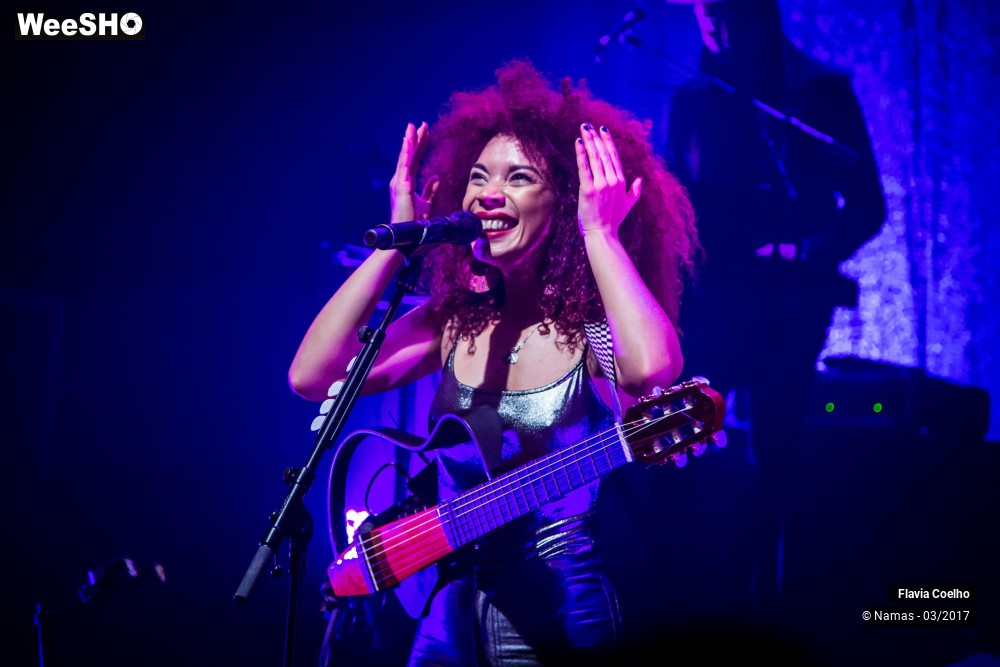 36/45 photos du spectacle Flavia Coelho