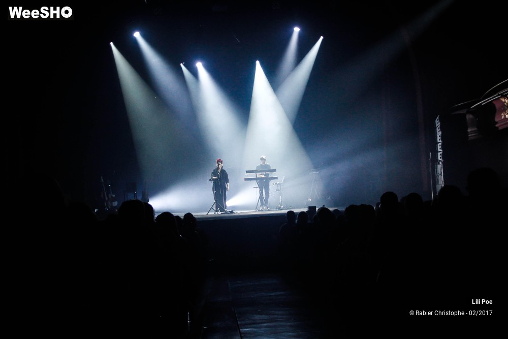 6/14 photos du spectacle Lili Poe