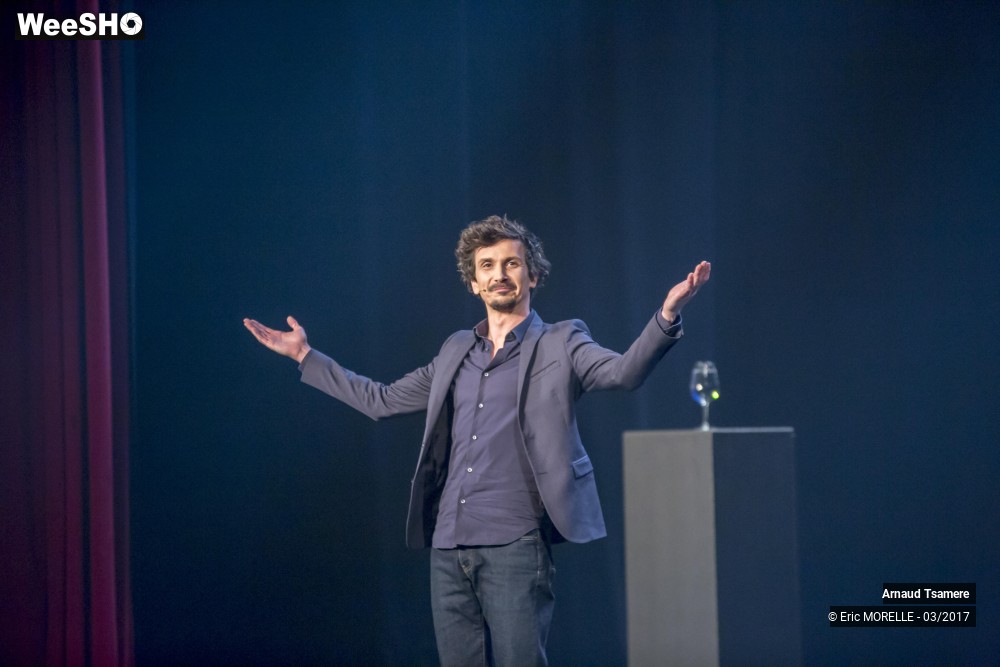 2/50 photos du spectacle Arnaud Tsamere