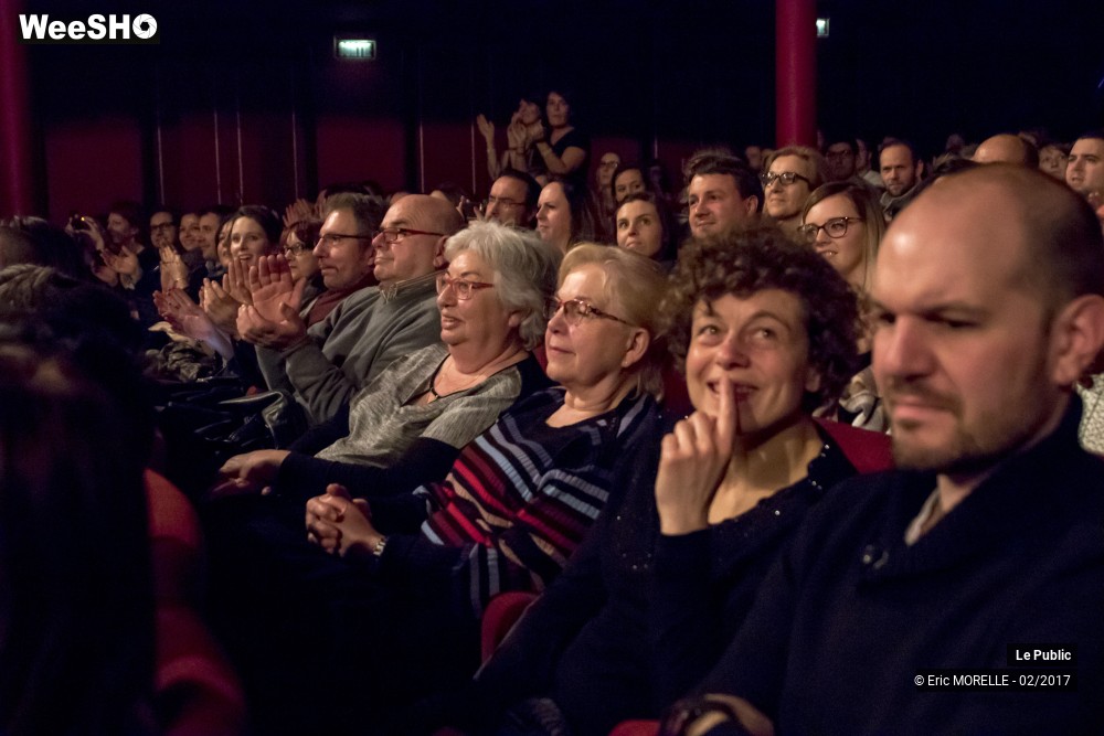 11/50 photos du spectacle Vianney Ambiance