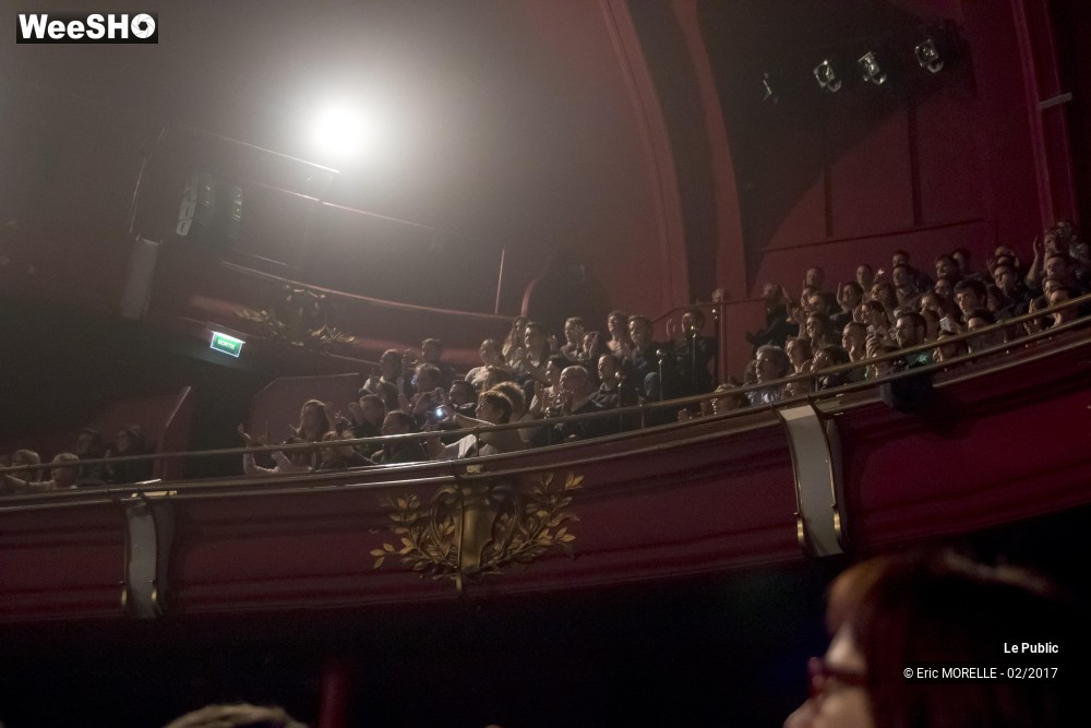 13/50 photos du spectacle Vianney Ambiance