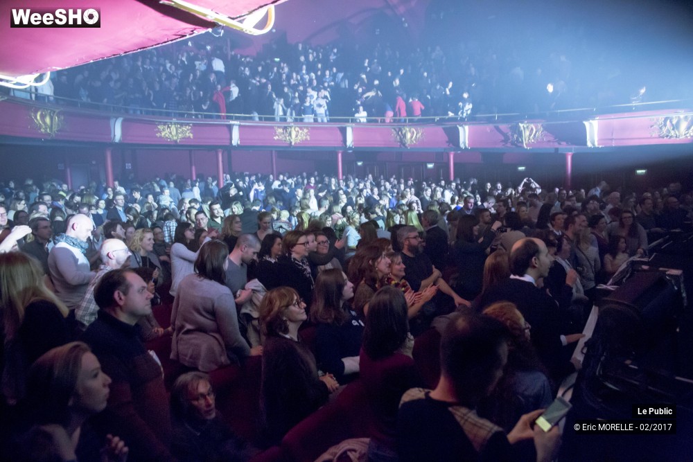 21/50 photos du spectacle Vianney Ambiance